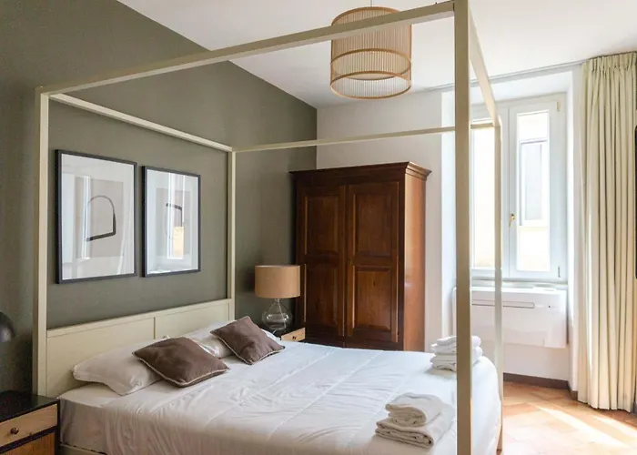 Piazza Navona Charming Apartment